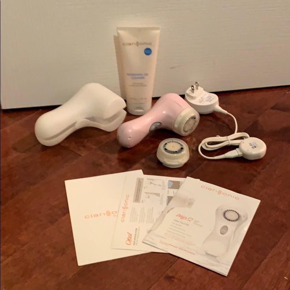 Clairisonic Skincare Brush